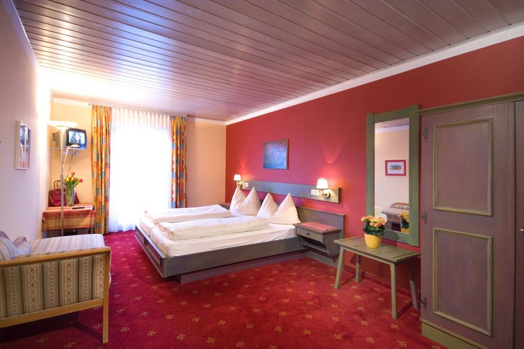 Hotel Aloisia, Hotel Garni Mariapfarr Værelse billede
