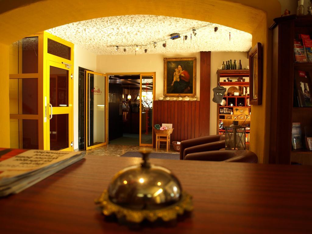 Hotel Aloisia, Hotel Garni Mariapfarr Eksteriør billede